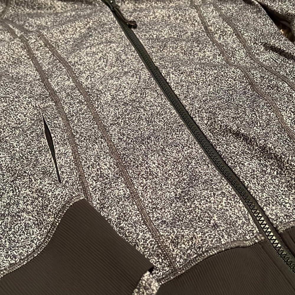 Lululemon Jacket - Picture 2 of 8